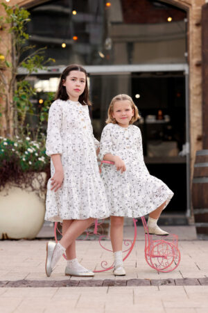 שמלת הלני תחרה שחור לבן